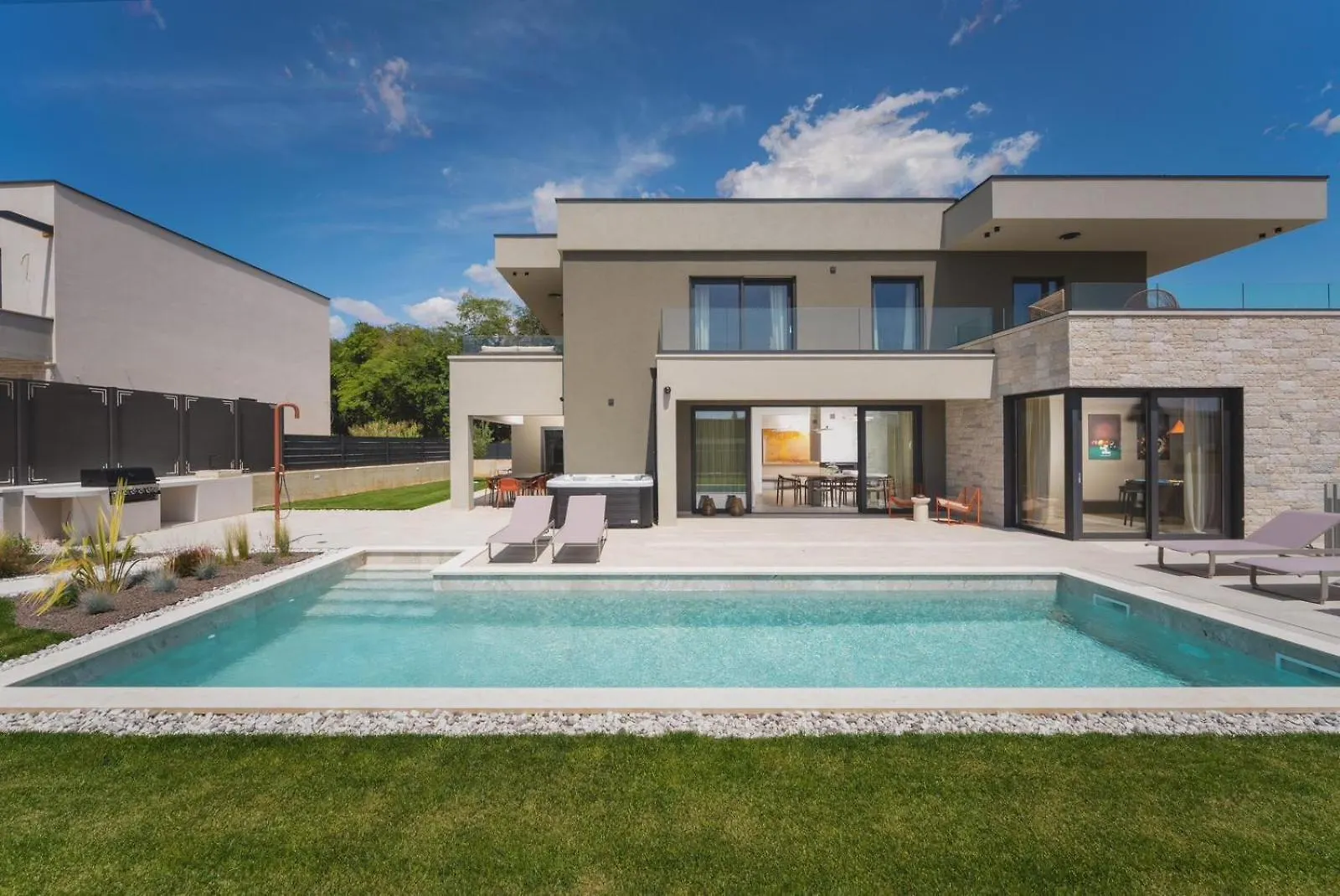 Luxury Villa Limes Фунтана